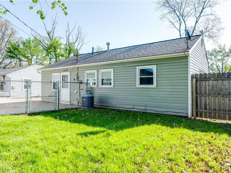 4314 Talbot Lane, Lorain, OH 44055 Photo 33