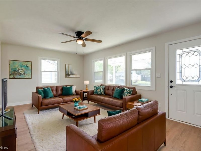 4314 Talbot Lane, Lorain, OH 44055 Photo 9