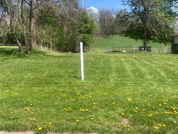 255 Glenn Street, Barberton, OH 44203