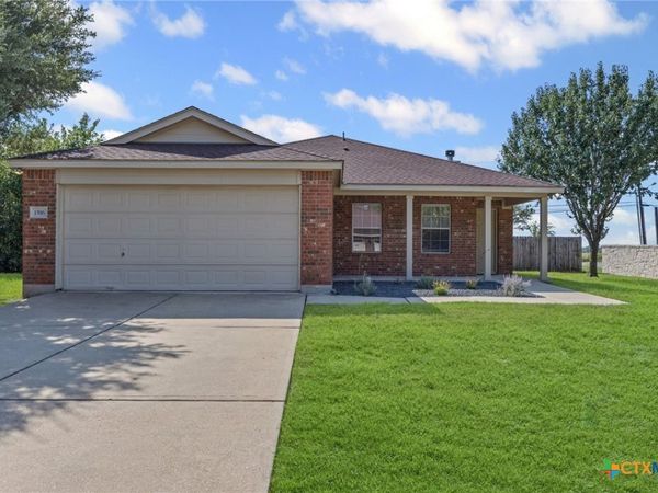 1516 Paint Brush Drive , Lockhart, TX 78644