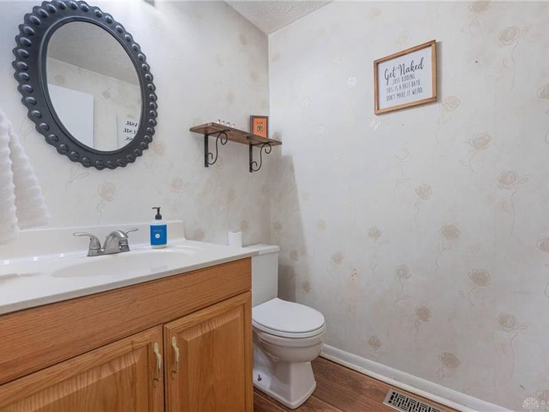 8435 Washington Village Drive, Washington Township, OH 45458 Photo 9