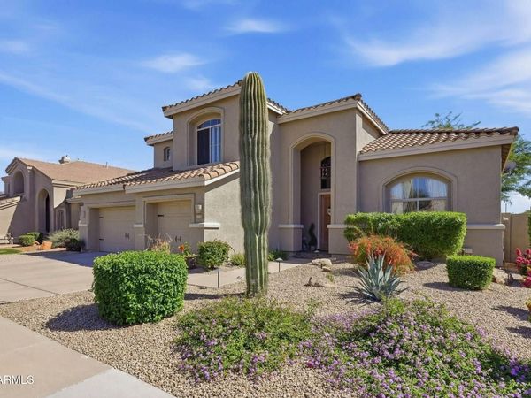 4021 E KIRKLAND Road, Phoenix, AZ 85050