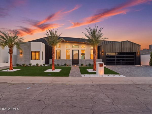 8237 E Coolidge Street, Scottsdale, AZ 85251