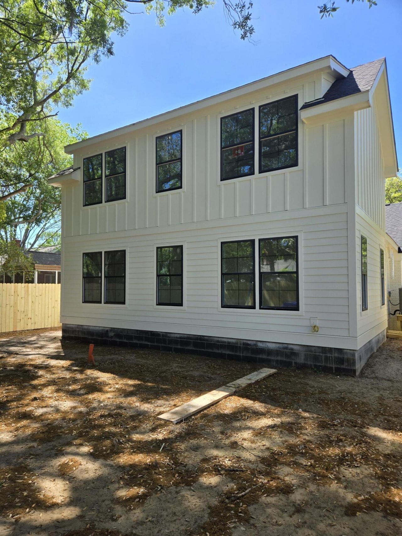 20 Lyttleton Avenue Photo 10