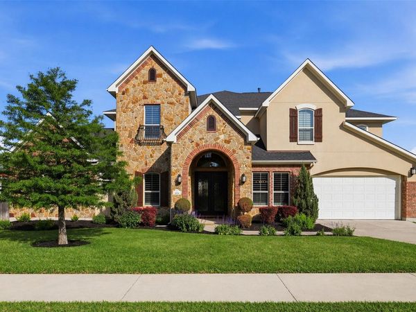 4514 Sansone DR, Round Rock, TX 78665