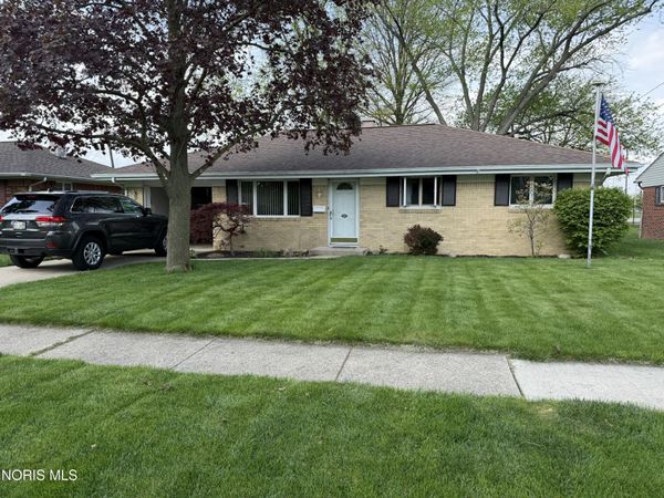 1541 Wilderness Drive , Maumee, OH 43537