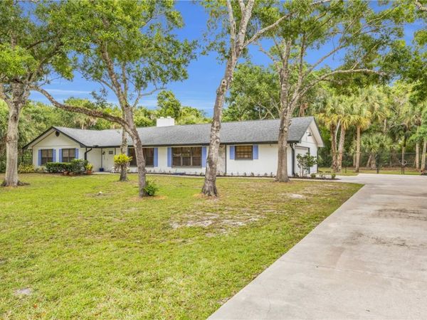 1650 44th Avenue, Vero Beach, FL 32966