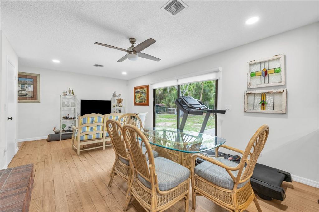 1650 44th Avenue, Vero Beach, FL 32966 Photo