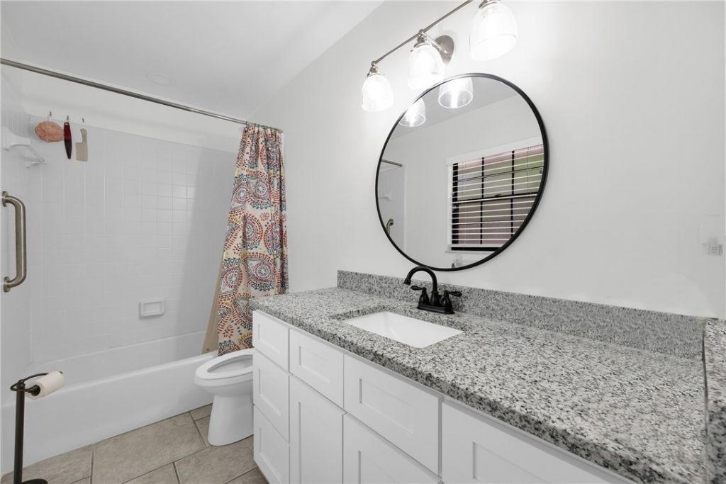 1650 44th Avenue, Vero Beach, FL 32966 Photo