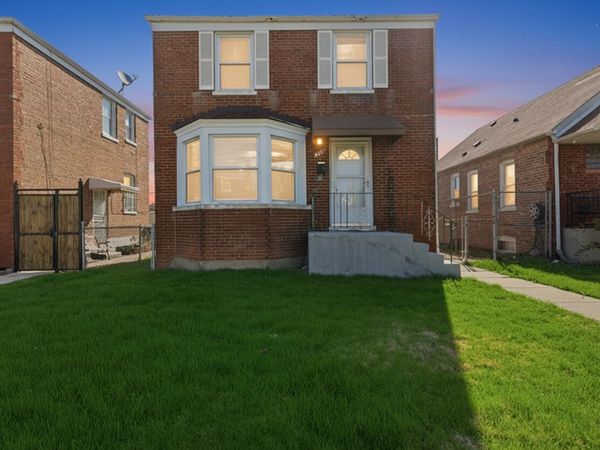 5127 S Hamlin Avenue , Chicago, IL 60632