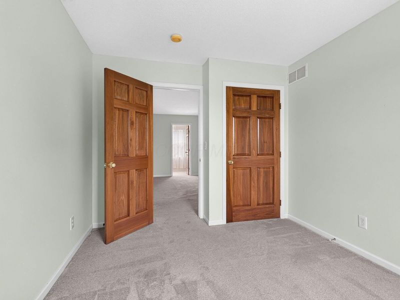 7215 Bromfield Drive, Canal Winchester, OH 43110 Photo 16