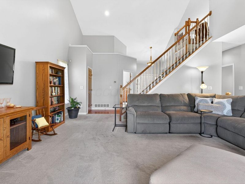 7215 Bromfield Drive, Canal Winchester, OH 43110 Photo 49