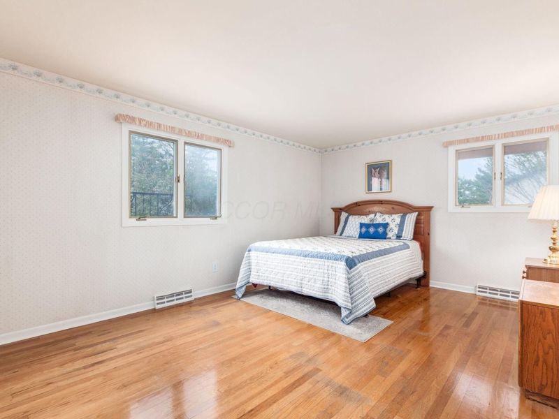 240 Old Trail Drive, Columbus, OH 43213 Photo 27