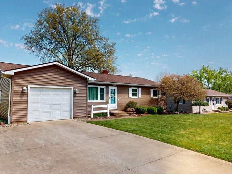 518 Kennedy Drive, Willard, OH 44890 Photo 2