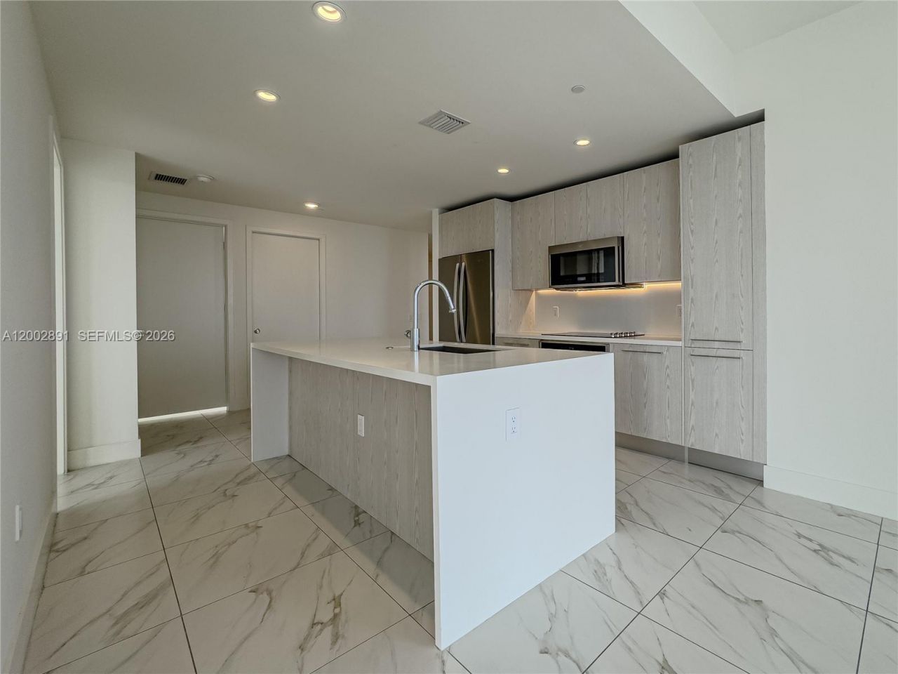 2000 Metropica Way, Unit 2009, Sunrise, FL 33323 Photo