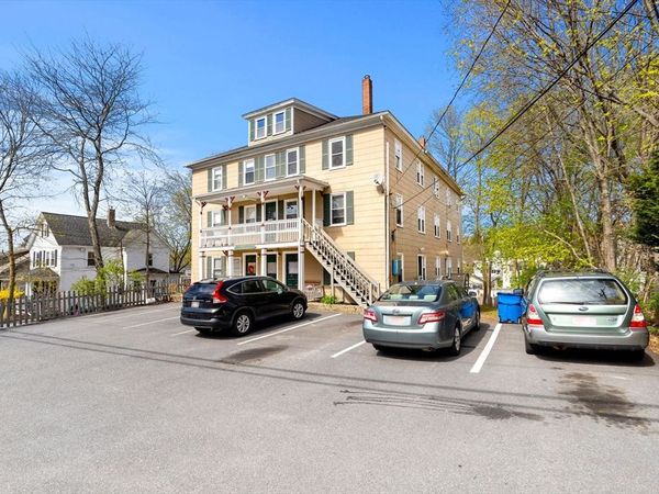 22-26 Waltham St, Unit A2, Maynard, MA 01754