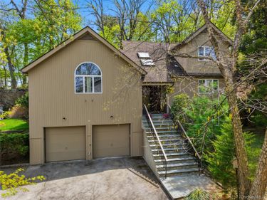 30 Ediths Way , Hastings-on-Hudson, NY 10706