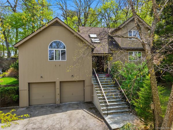 30 Ediths Way , Hastings-on-Hudson, NY 10706