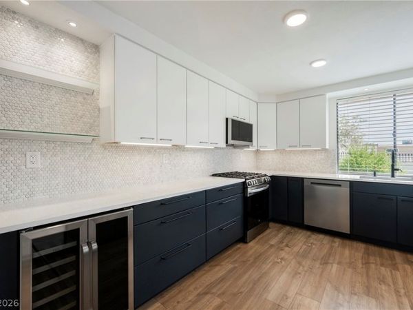 3182 Pradera Circle , Las Vegas, NV 89121