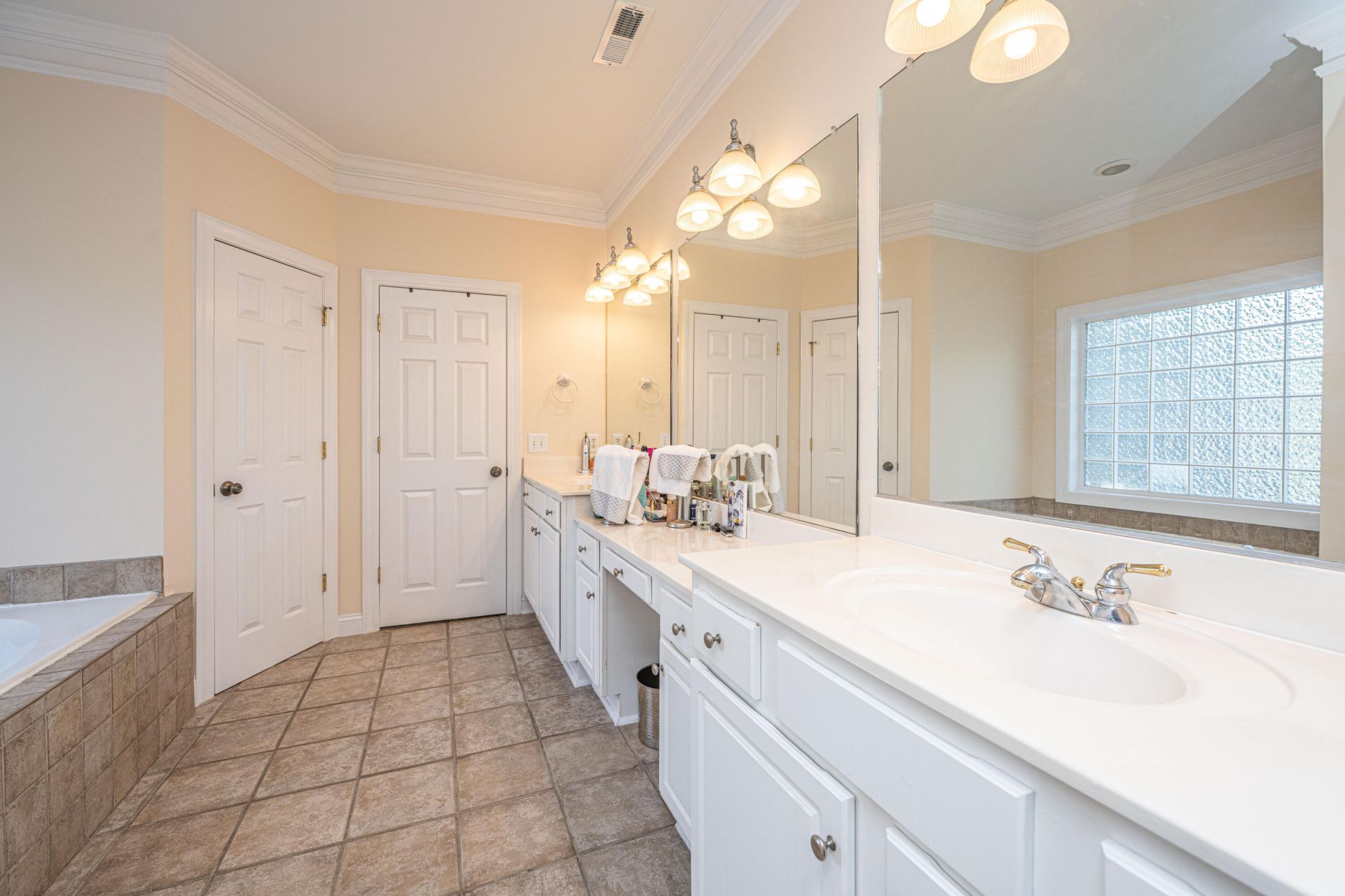 4407 Wild Thicket Lane Photo 26