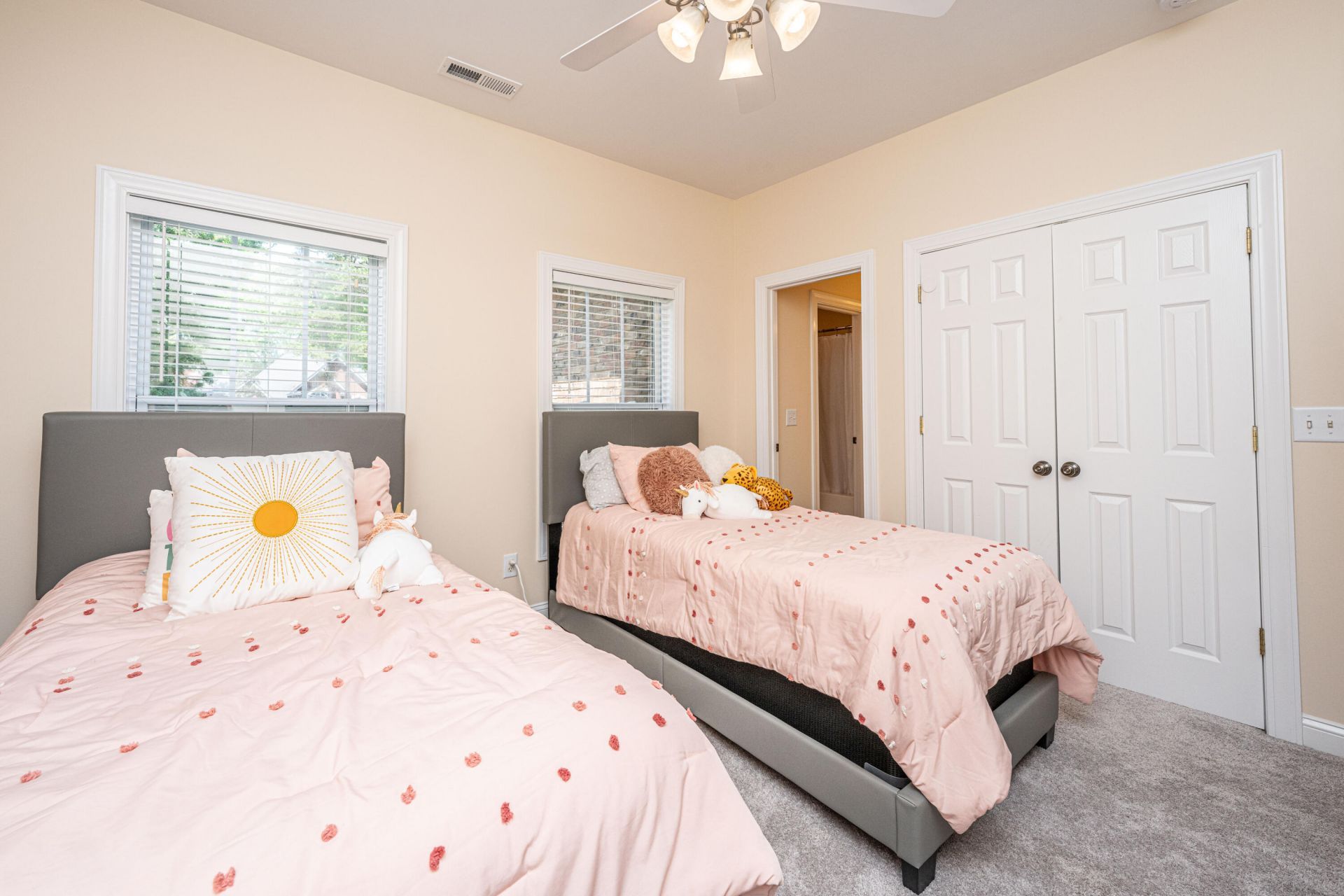 4407 Wild Thicket Lane Photo 31