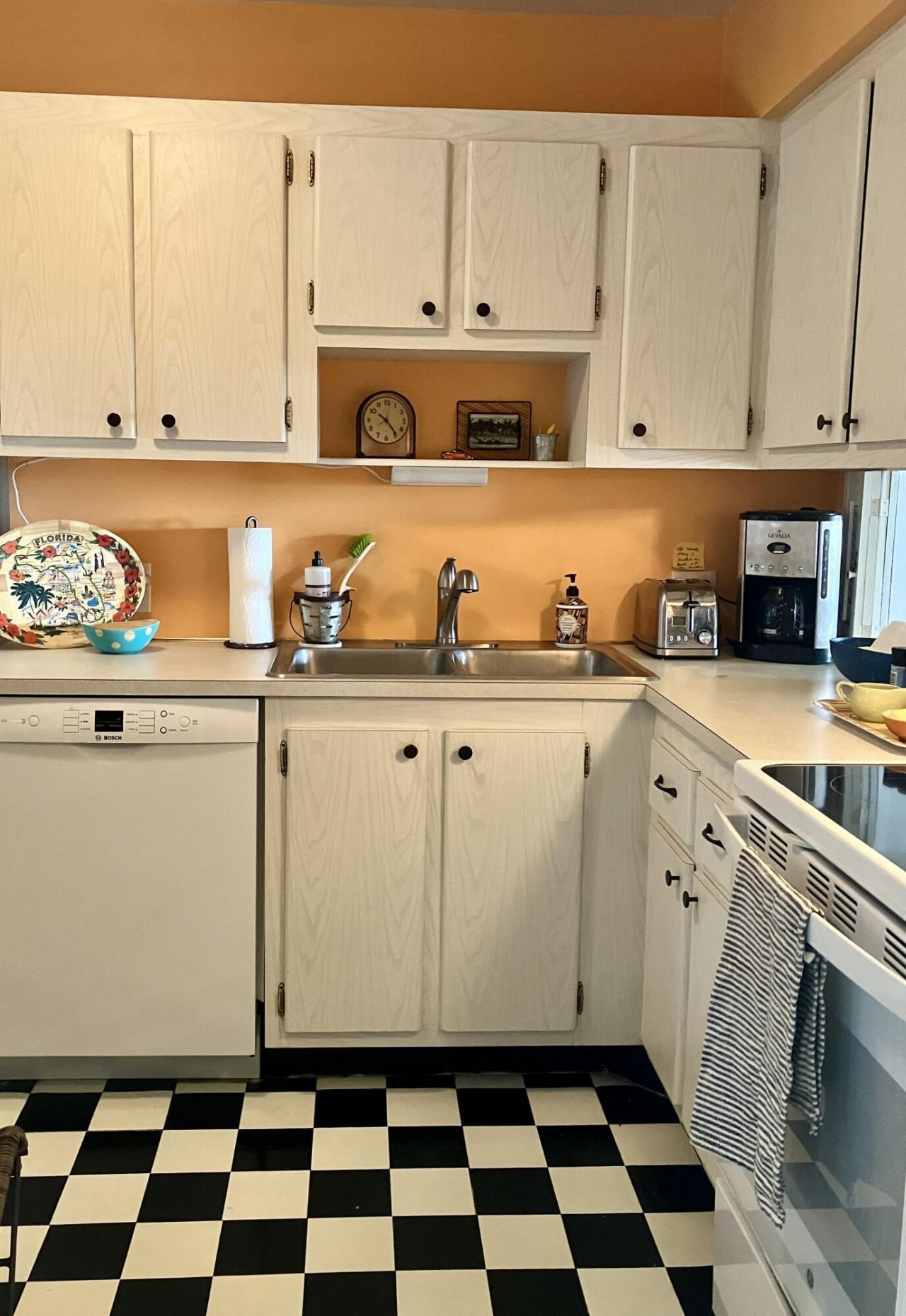 4254 Deste Court, Unit 305, Lake Worth, FL 33467 Photo