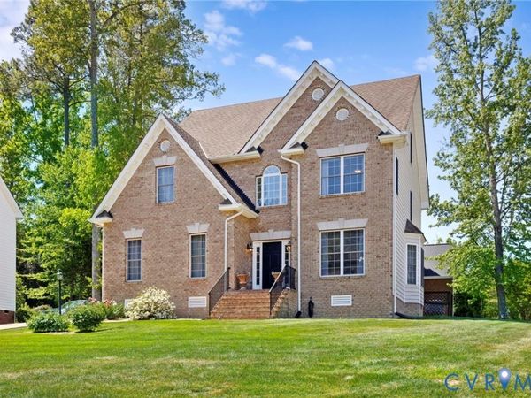 16847 Jaydee Terrace , Moseley, VA 23120