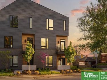 5314 Elmwood Plaza , Omaha, NE 68106