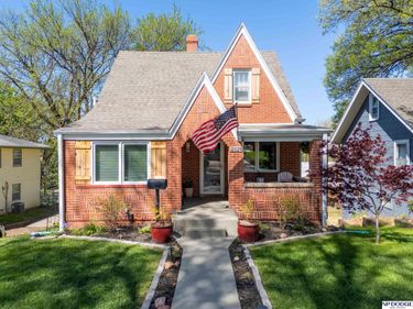 2624 N 67th Street, Omaha, NE 68104