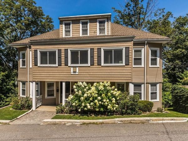 38 Hood St, Unit 38, Newton, MA 02458