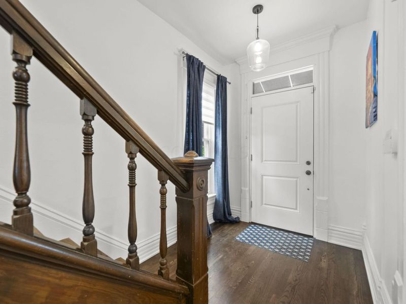 310 W 7th Avenue , Columbus, OH 43201 Photo 3