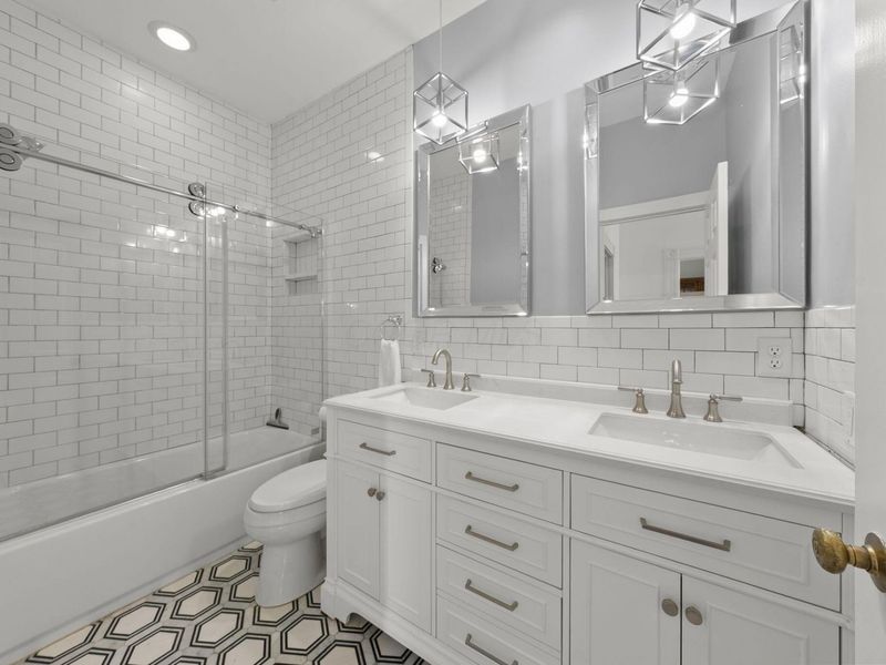 310 W 7th Avenue , Columbus, OH 43201 Photo 30