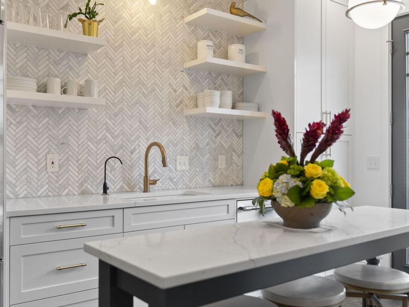 310 W 7th Avenue , Columbus, OH 43201 Photo 4