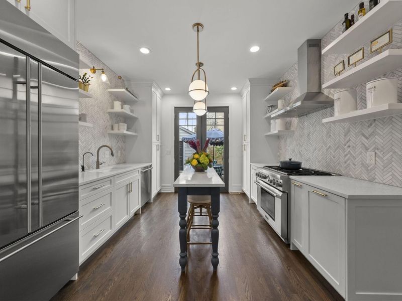 310 W 7th Avenue , Columbus, OH 43201 Photo 6