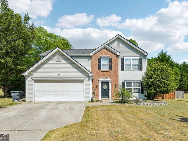 441 Crested View Drive, Loganville, GA 30052