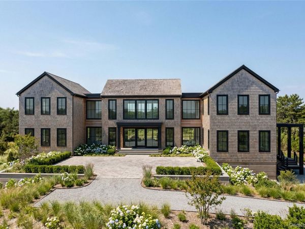 11 Pine Tree Lane , Westhampton, NY 11977