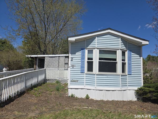 2 Circle, Windham, CT 06256
