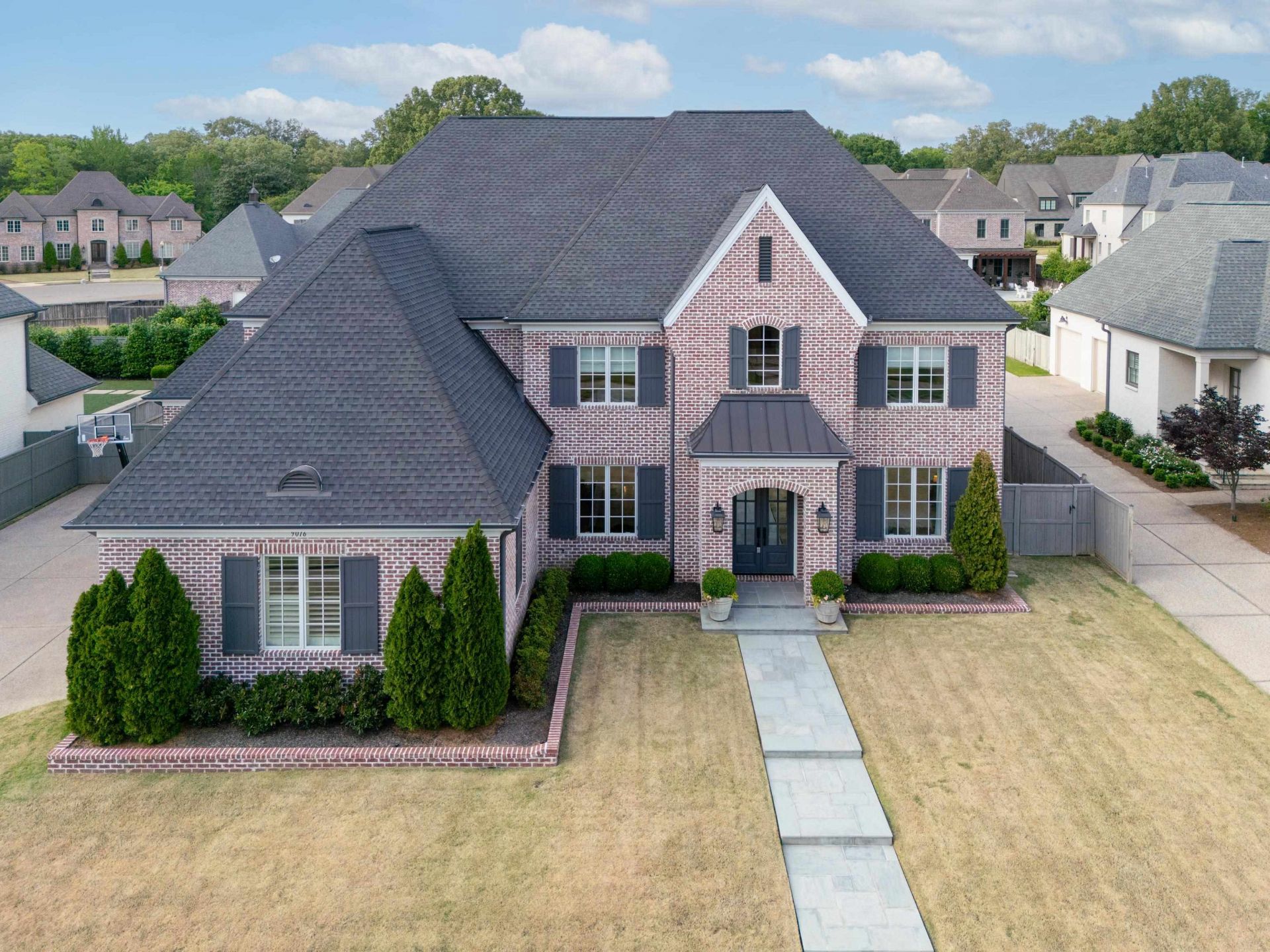 9016 Winston Woods Cir S, Germantown, TN 38139 Main Photo