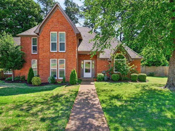 1028 WINLEAF DR, Collierville, TN 38017