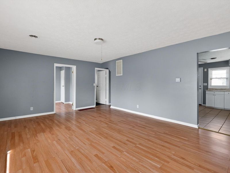 844 Westphal Avenue , Columbus, OH 43213 Photo 10