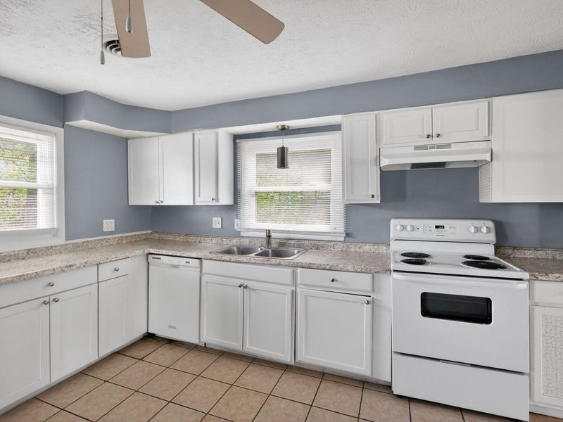 844 Westphal Avenue , Columbus, OH 43213 Photo 17