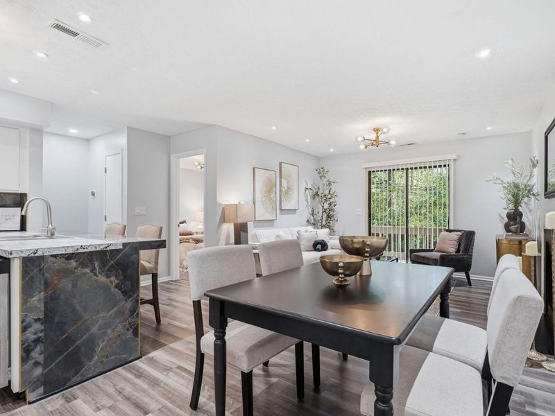 5334 Darlington Road, Unit DR5334, Columbus, OH 43220 Photo 2