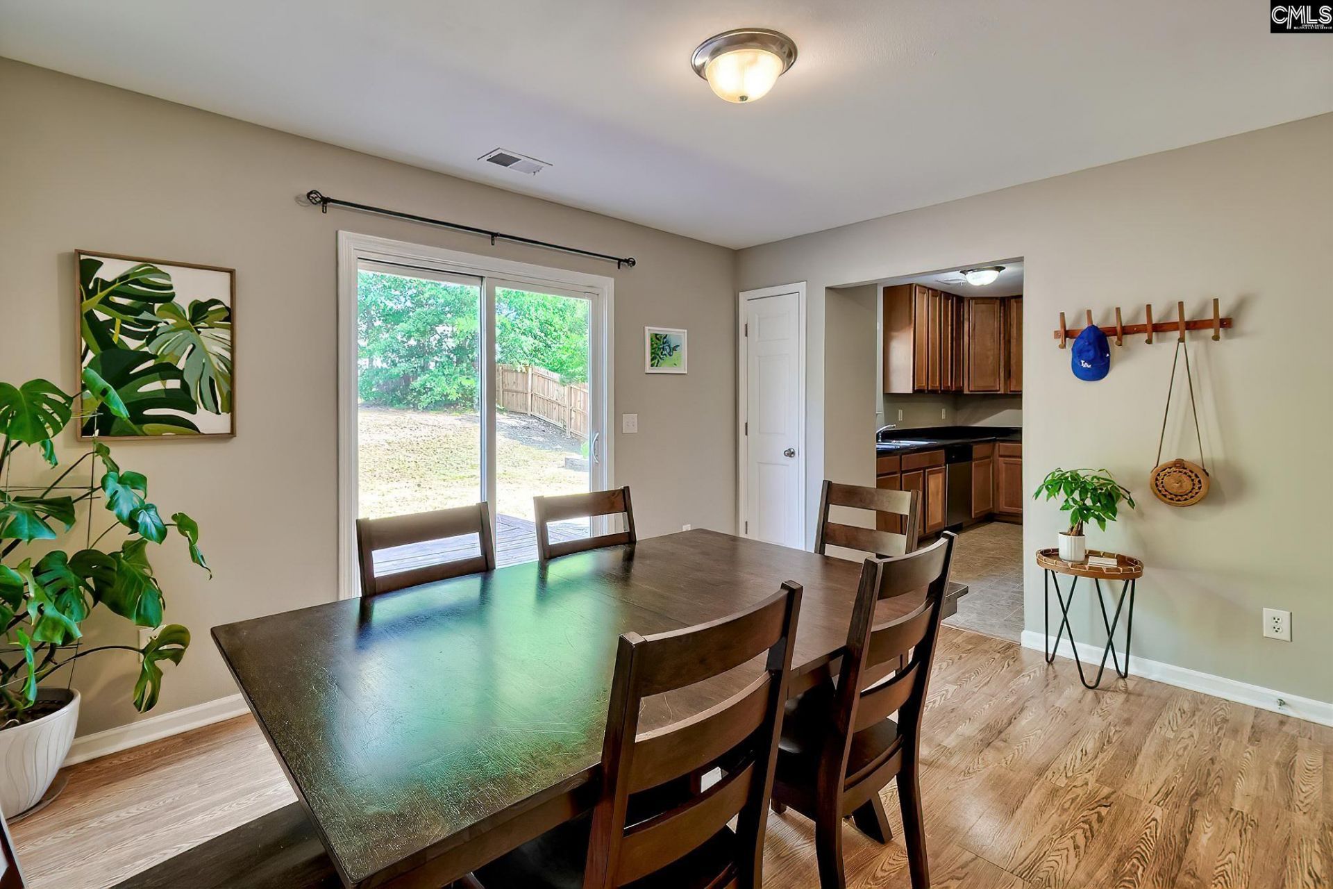 215 Eagle Pointe Drive  Photo 10