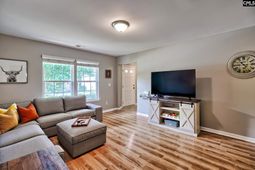 215 Eagle Pointe Drive  photo 4