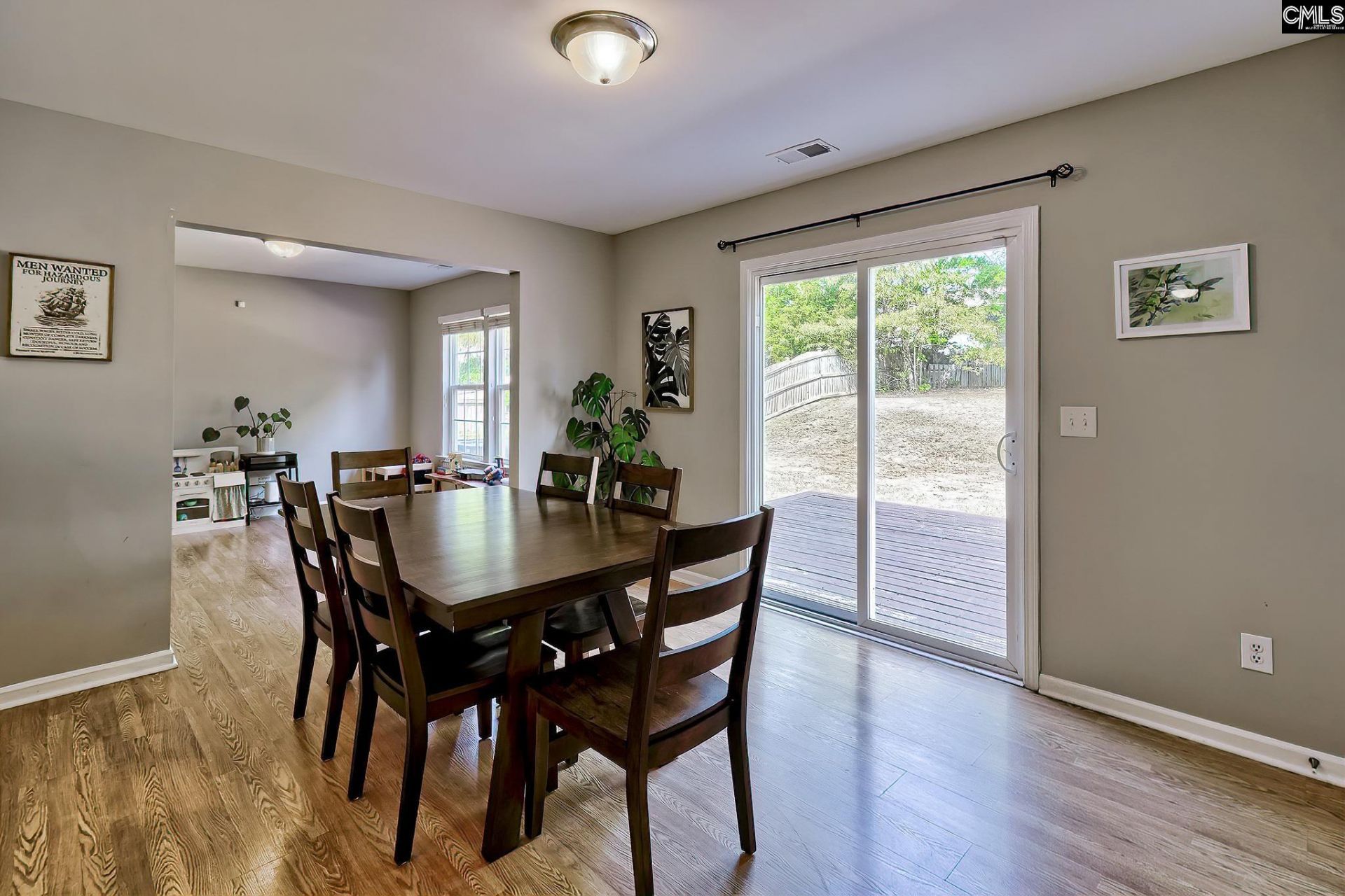 215 Eagle Pointe Drive  Photo 9