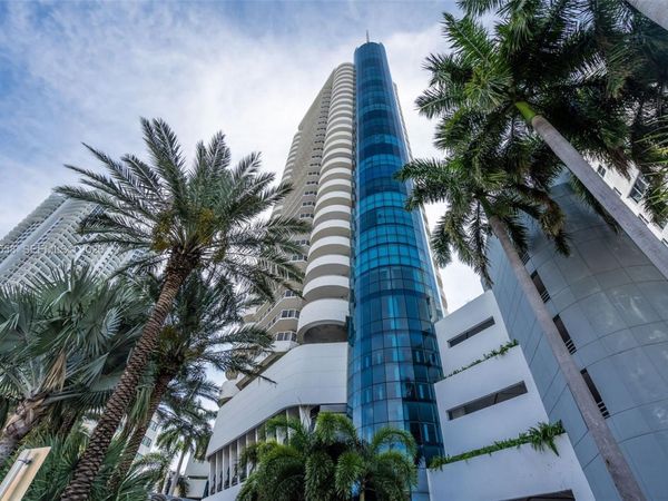 Unit 1207, Miami Beach, FL 33141
