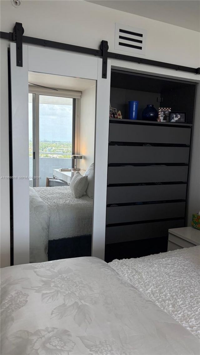 6301 Collins Ave, Unit 1207, Miami Beach, FL 33141 Photo