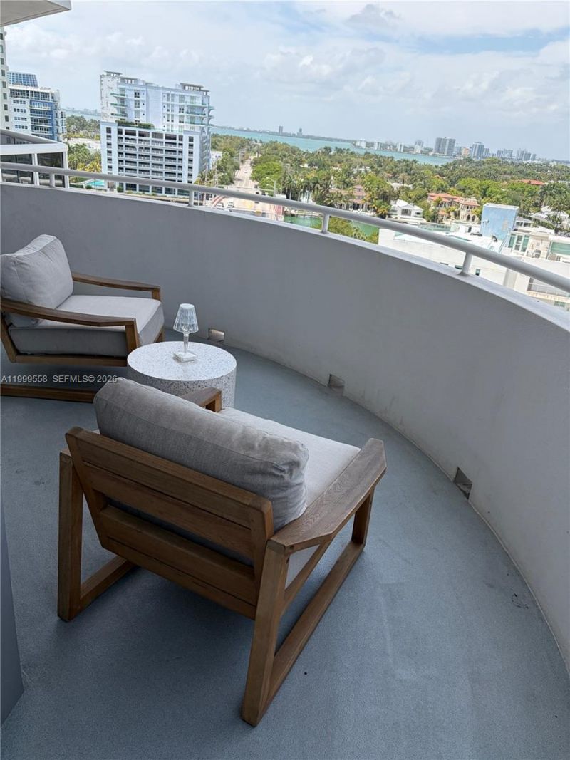 6301 Collins Ave, Unit 1207, Miami Beach, FL 33141 Photo