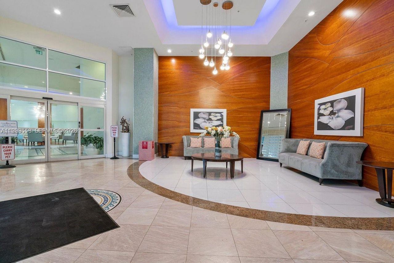 6301 Collins Ave, Unit 1207, Miami Beach, FL 33141 Photo