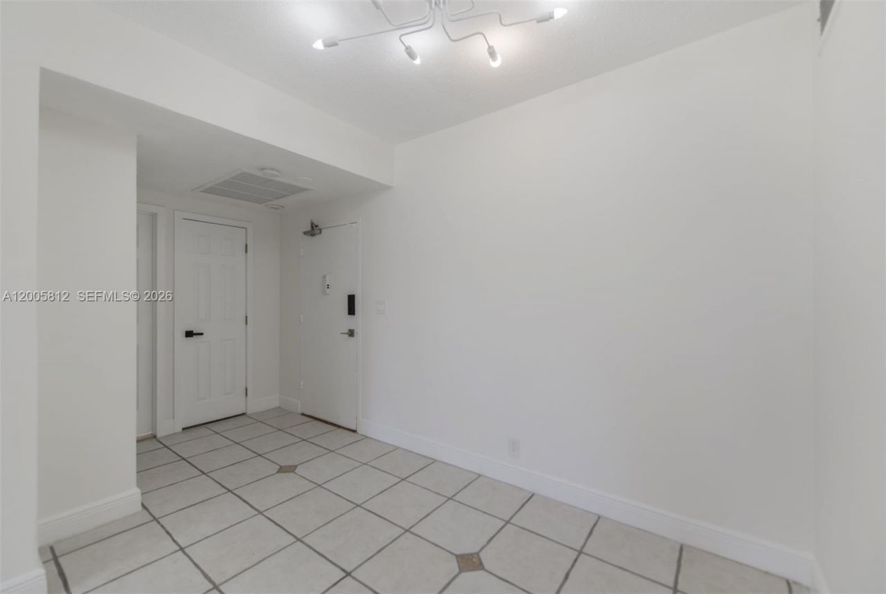 880 NE 69th St , Unit 2N, Miami, FL 33138 Photo